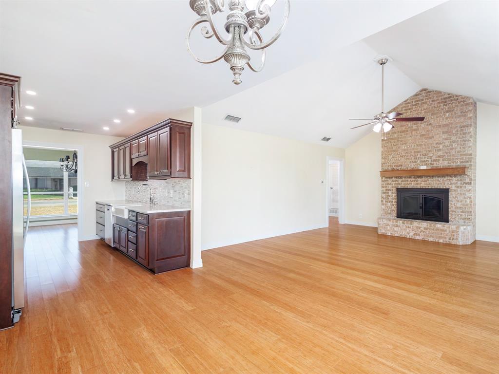 1301 Hillcrest Street Property Photo 18