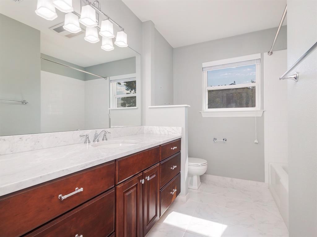 1301 Hillcrest Street Property Photo 29