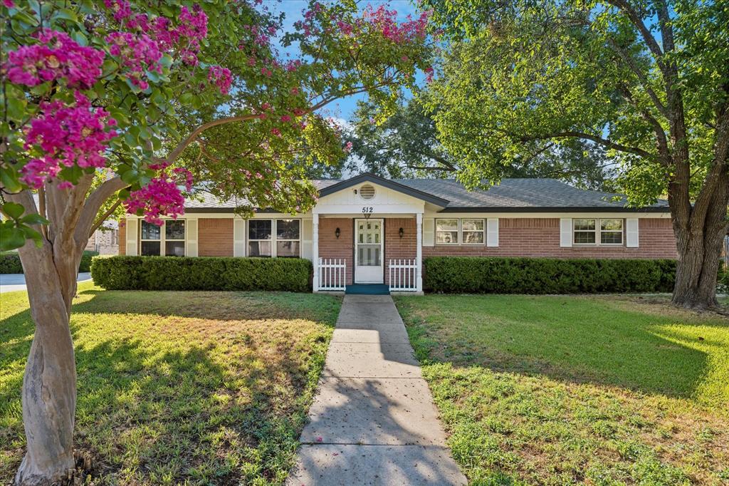 512 Brown Trail Court Property Photo 1