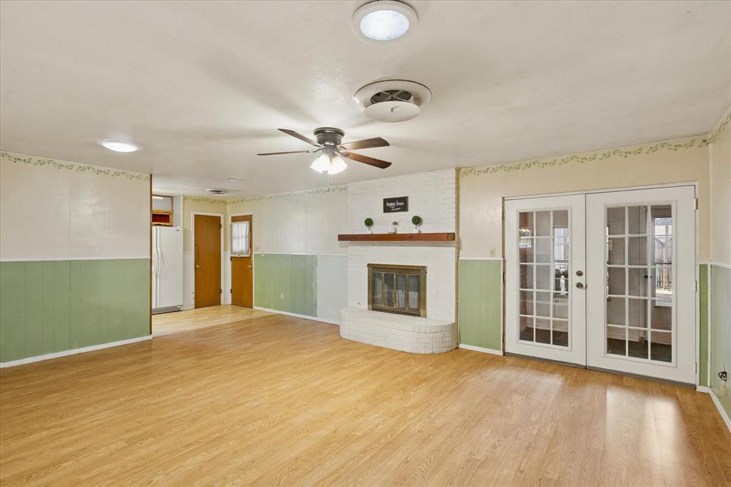 512 Brown Trail Court Property Photo 15
