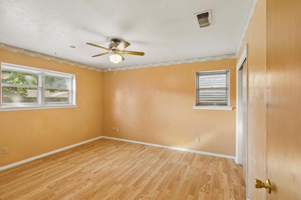 512 Brown Trail Court Property Photo 21