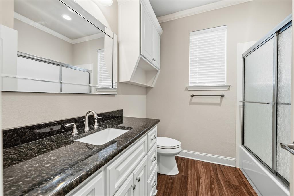 557 Perry Lane Property Photo 22