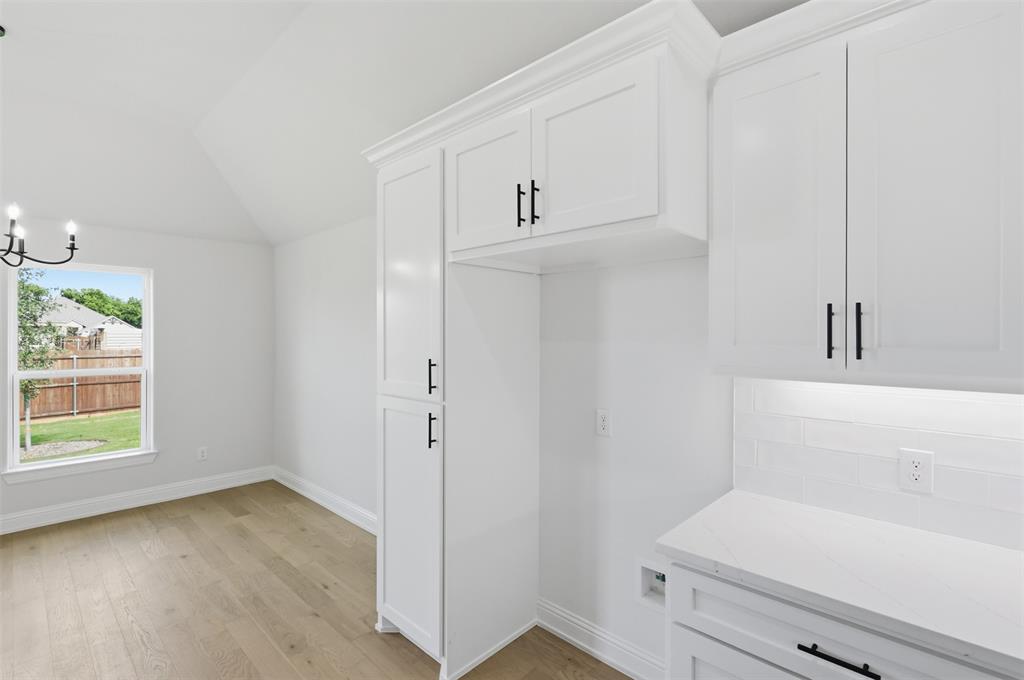 728 Raylan Street Property Photo 12