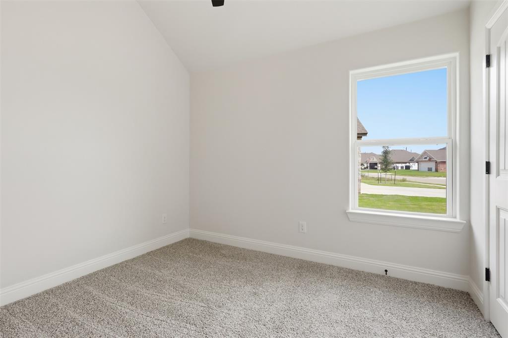 728 Raylan Street Property Photo 32