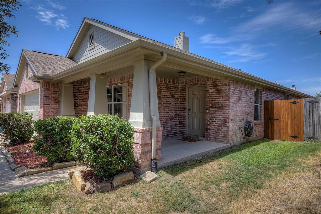 2011 Zavala Property Photo 1