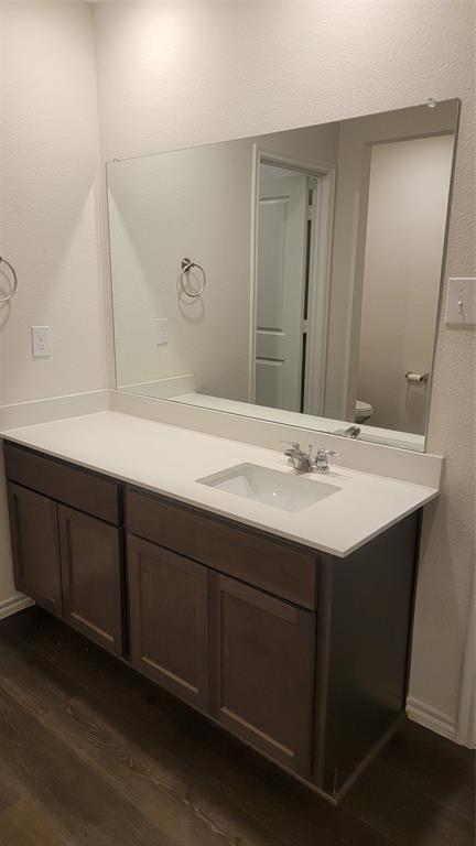 808 Twin Edge Drive Property Photo 12