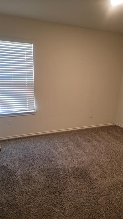 808 Twin Edge Drive Property Photo 20