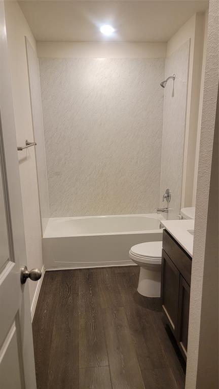 808 Twin Edge Drive Property Photo 22