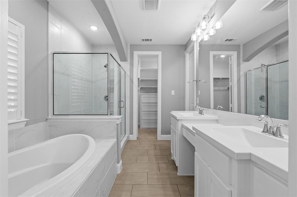 4320 Smokey Quartz Lane Property Photo 10