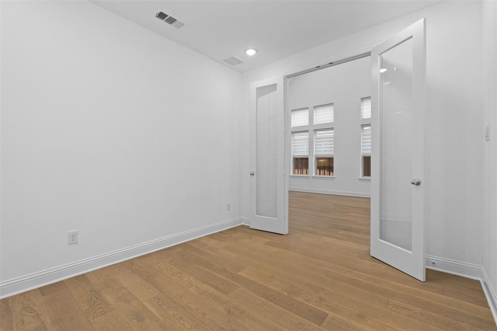 4320 Smokey Quartz Lane Property Photo 17