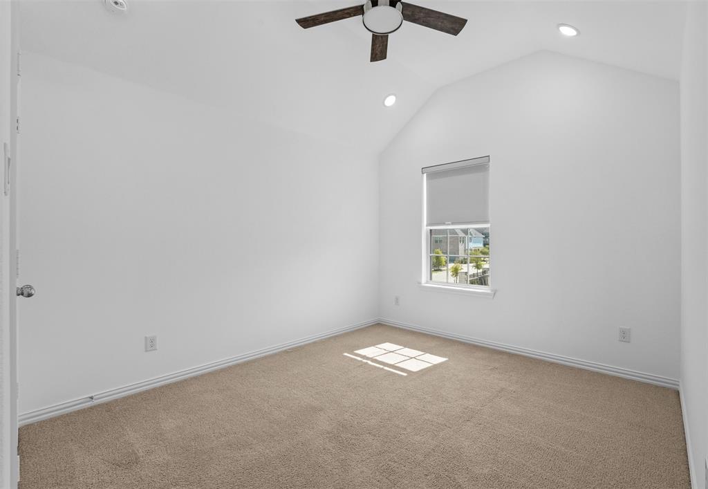 4320 Smokey Quartz Lane Property Photo 25