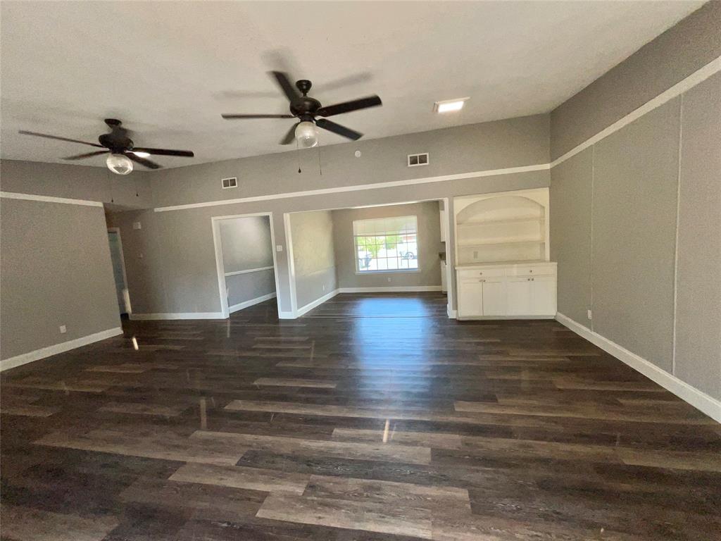 3008 Arapaho Road Property Photo 9