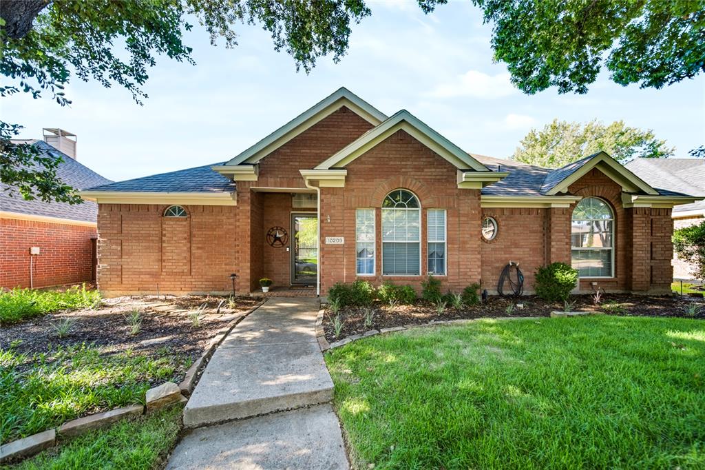 10209 Forrest Drive