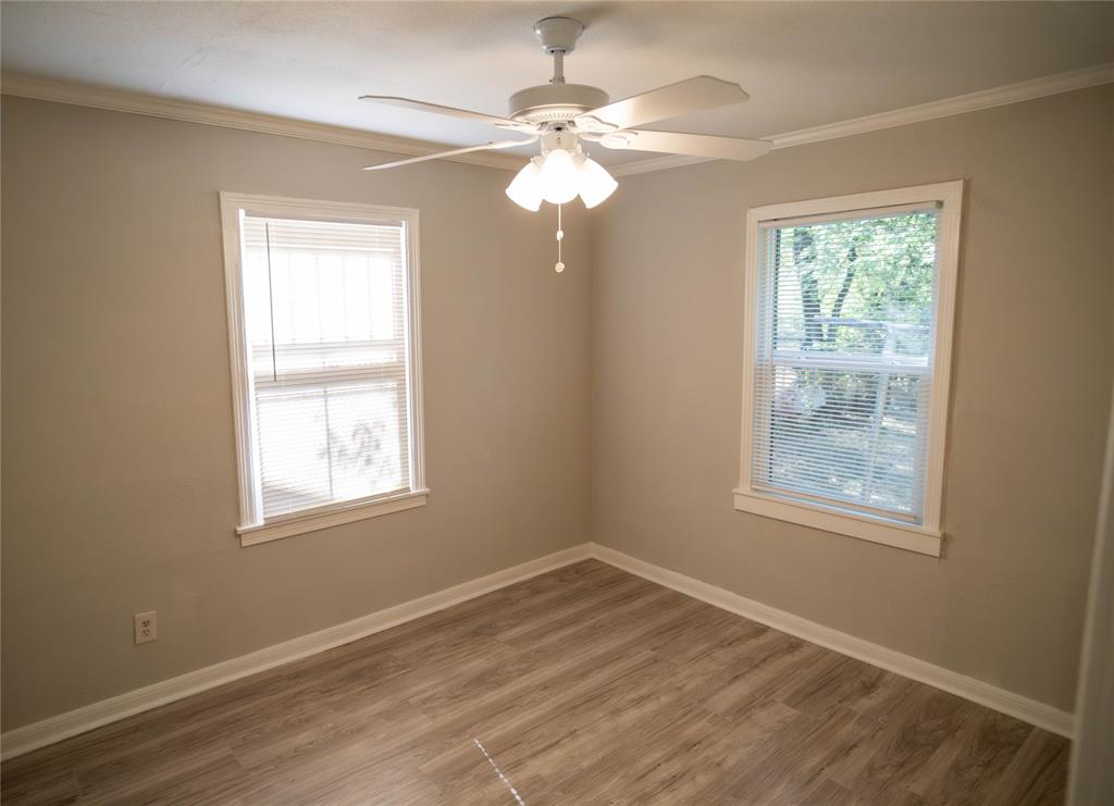 2720 Hanger Avenue Property Photo 11