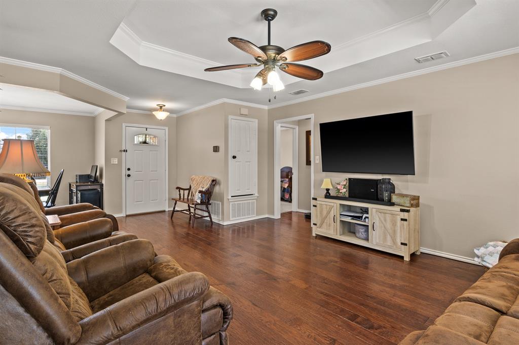 2701 Silver Spring Trail Property Photo 7