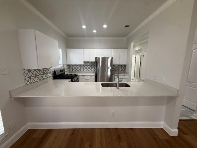 4125 Holland Avenue 203 Property Photo 8