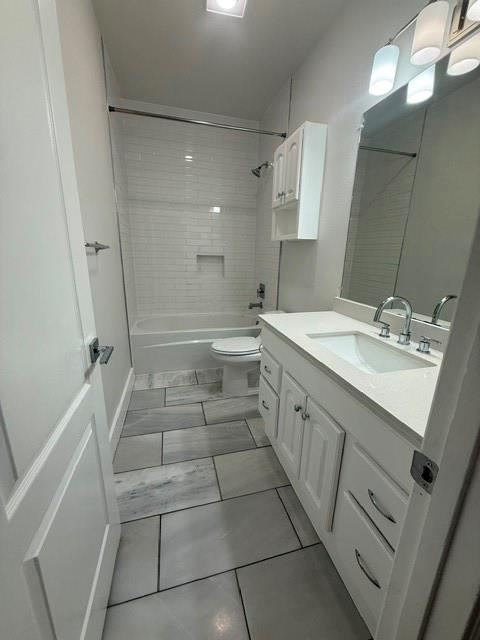 4125 Holland Avenue 203 Property Photo 13