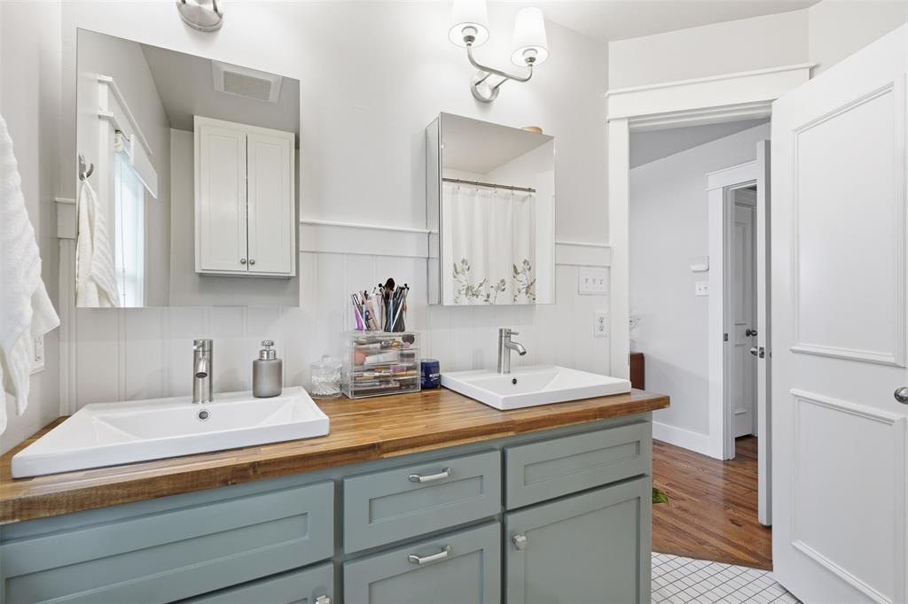 1915 Alston Avenue Property Photo 21