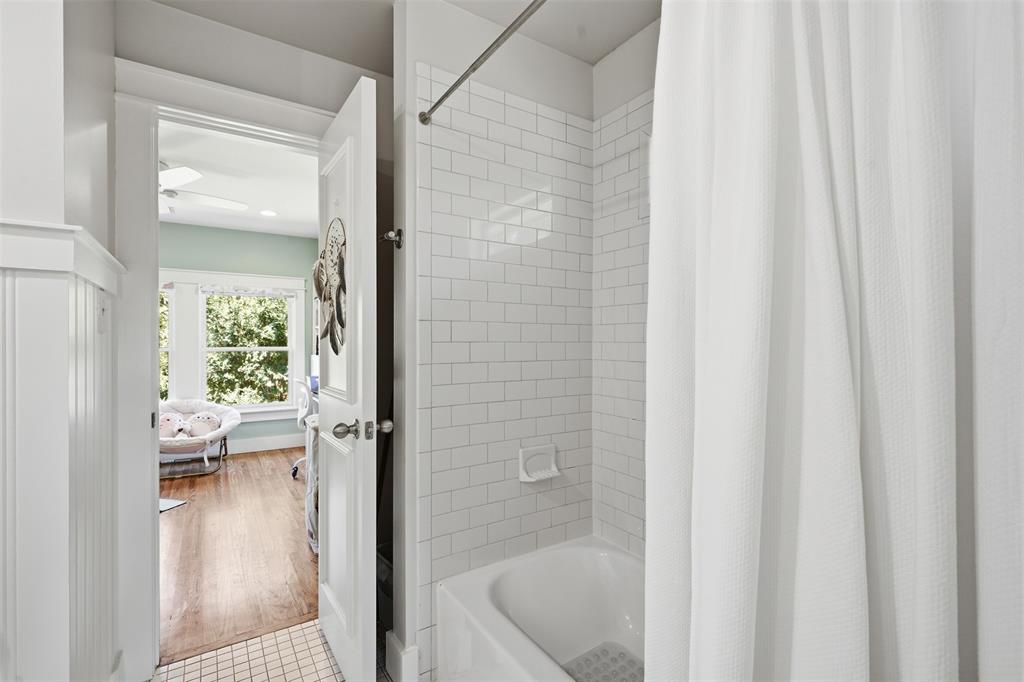 1915 Alston Avenue Property Photo 22