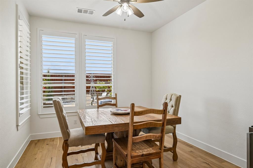 1517 Cedar Berry Drive Property Photo 20