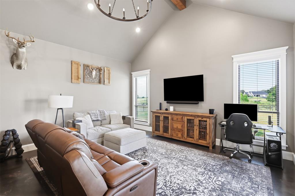 2017 Pinetree Post Property Photo 23