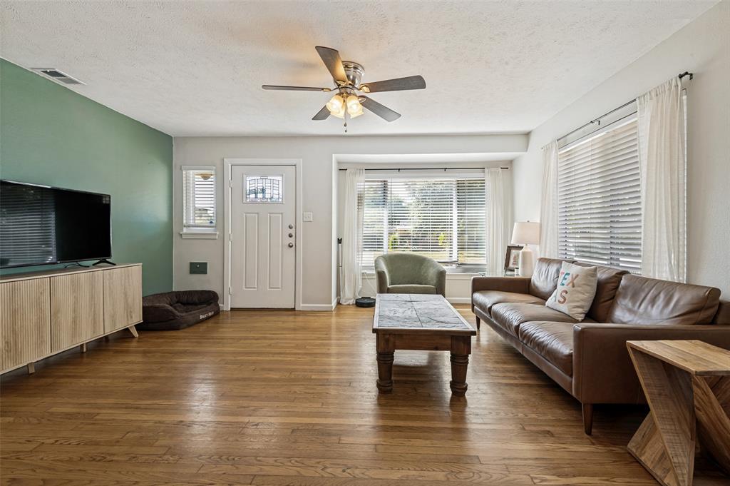 1219 Mcadams Avenue Property Photo 6