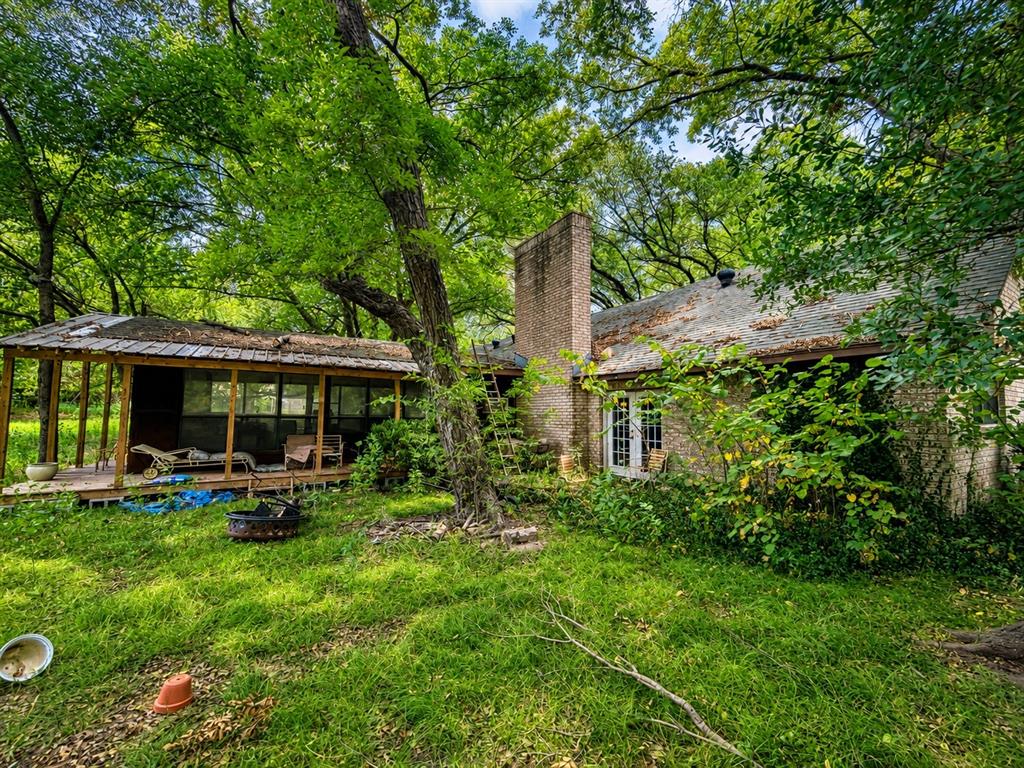 7102 S Interstate Highway 45 S Property Photo 2