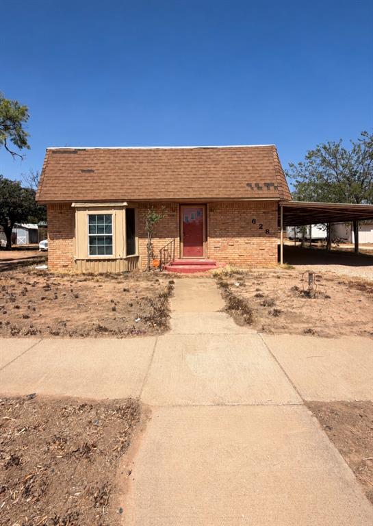 628 W Lake Drive Property Photo 1