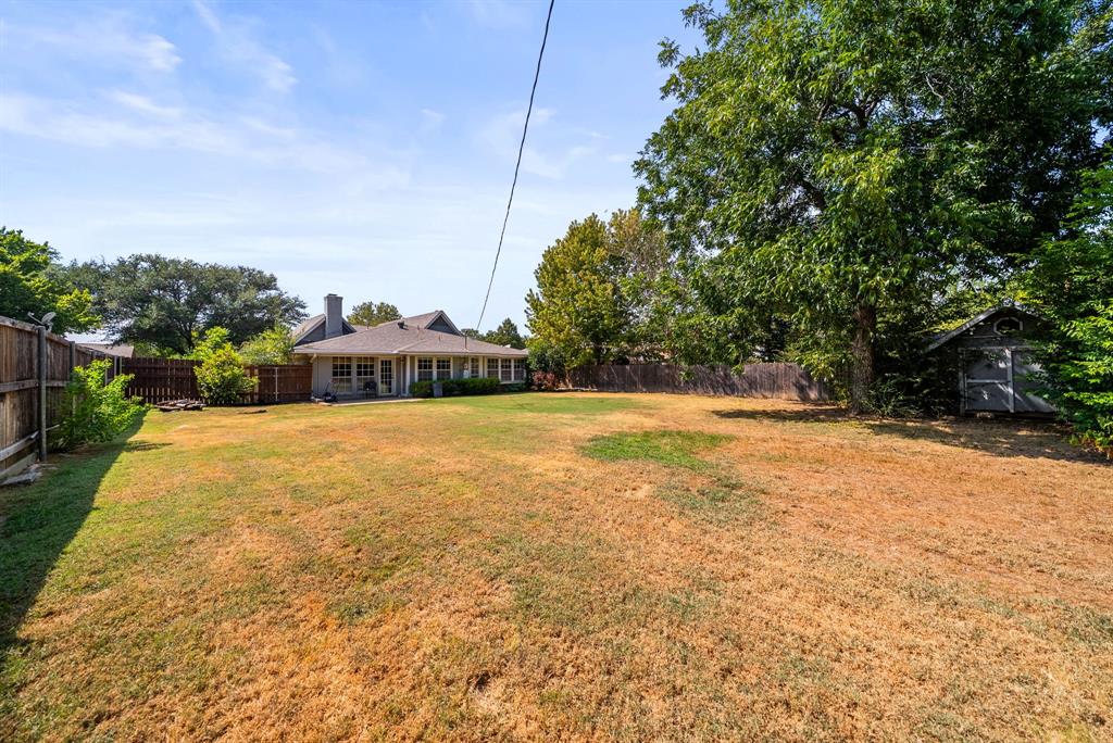 2125 Mayfield Circle Property Photo 3