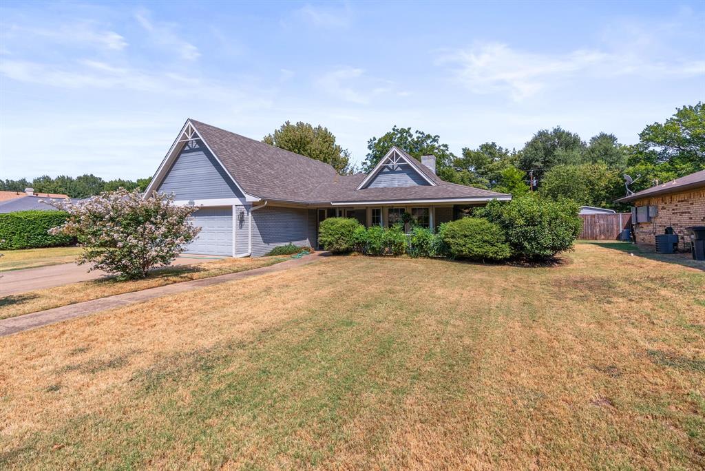2125 Mayfield Circle Property Photo 6