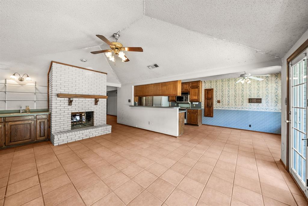 2125 Mayfield Circle Property Photo 12