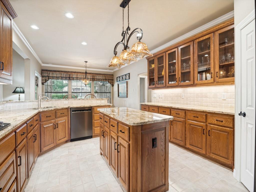 103 Texas Circle Property Photo 7