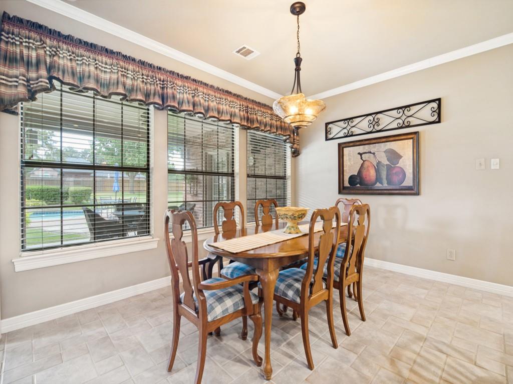 103 Texas Circle Property Photo 9