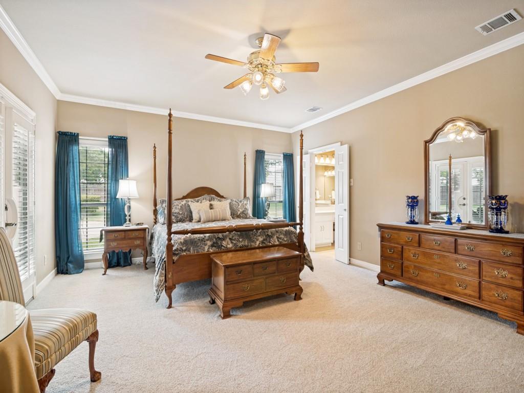 103 Texas Circle Property Photo 11
