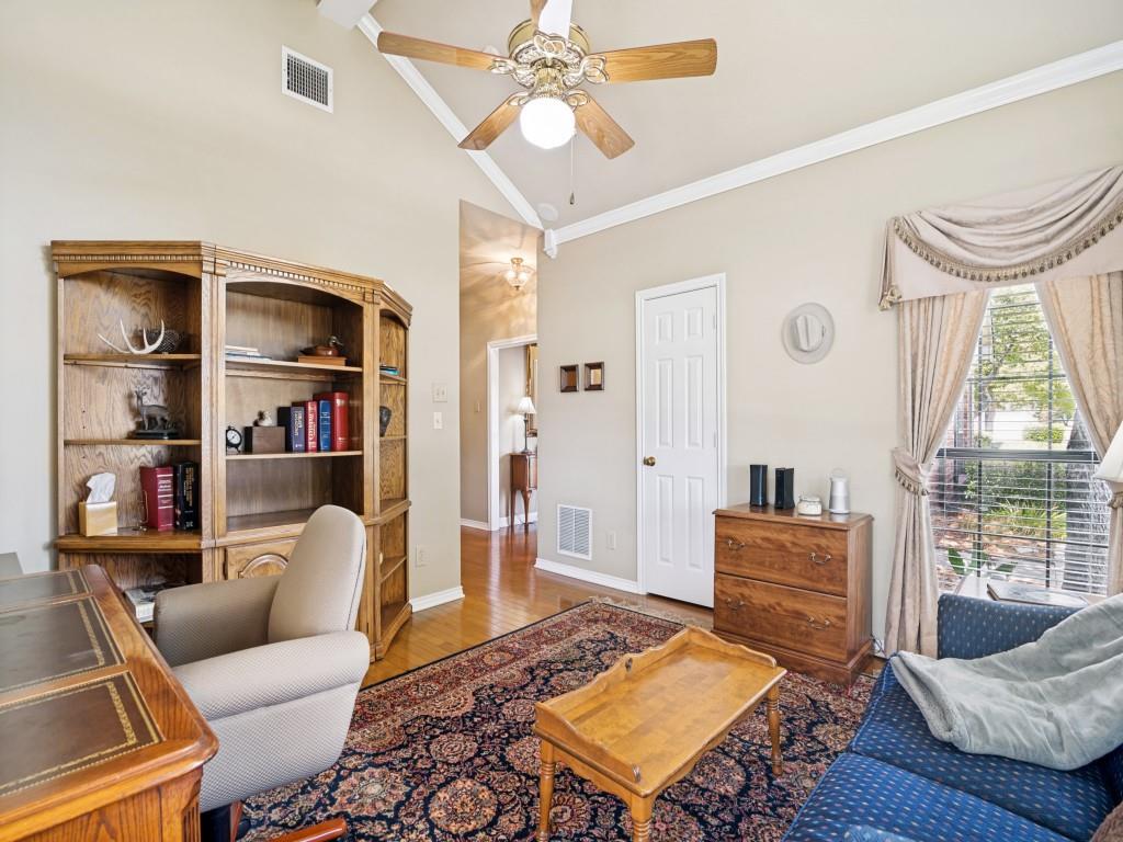 103 Texas Circle Property Photo 18