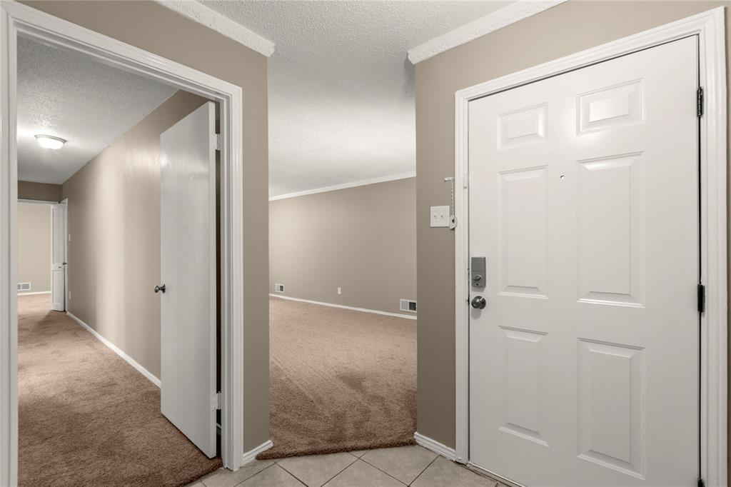 3717 High Vista Drive Property Photo 3