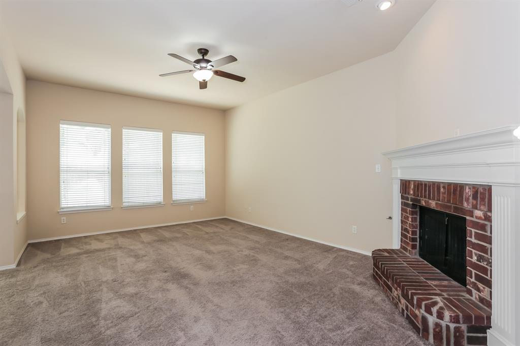 2217 Forest Park Circle Property Photo 4