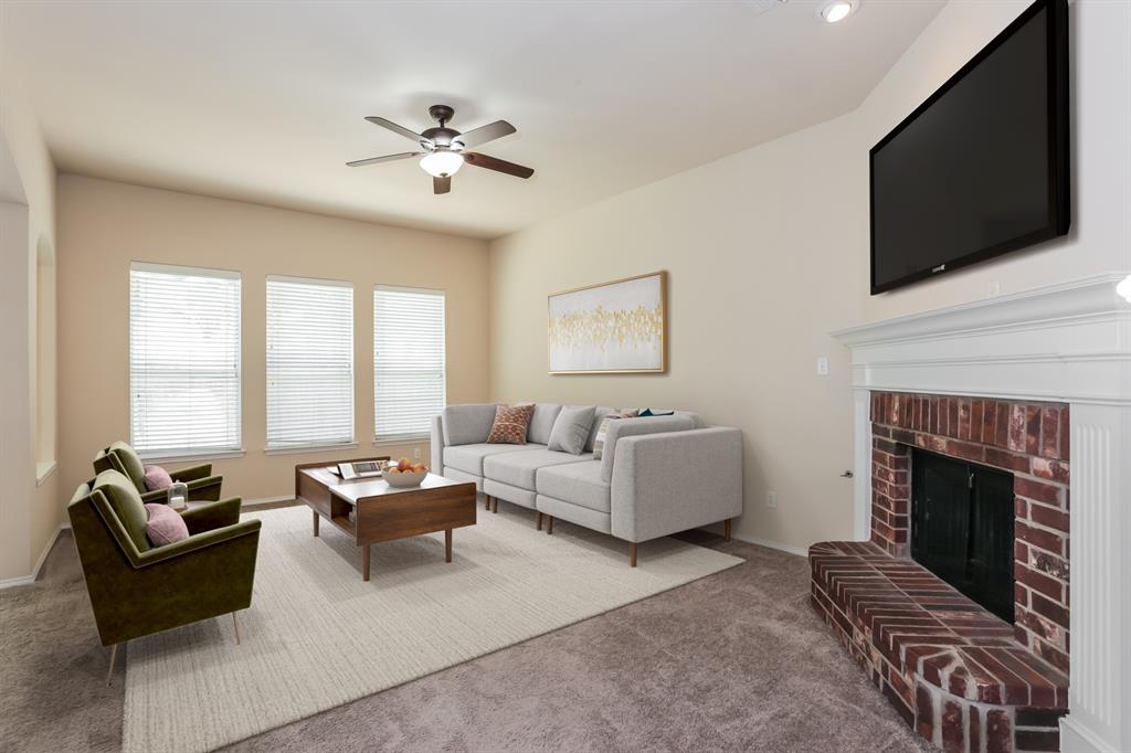 2217 Forest Park Circle Property Photo 4