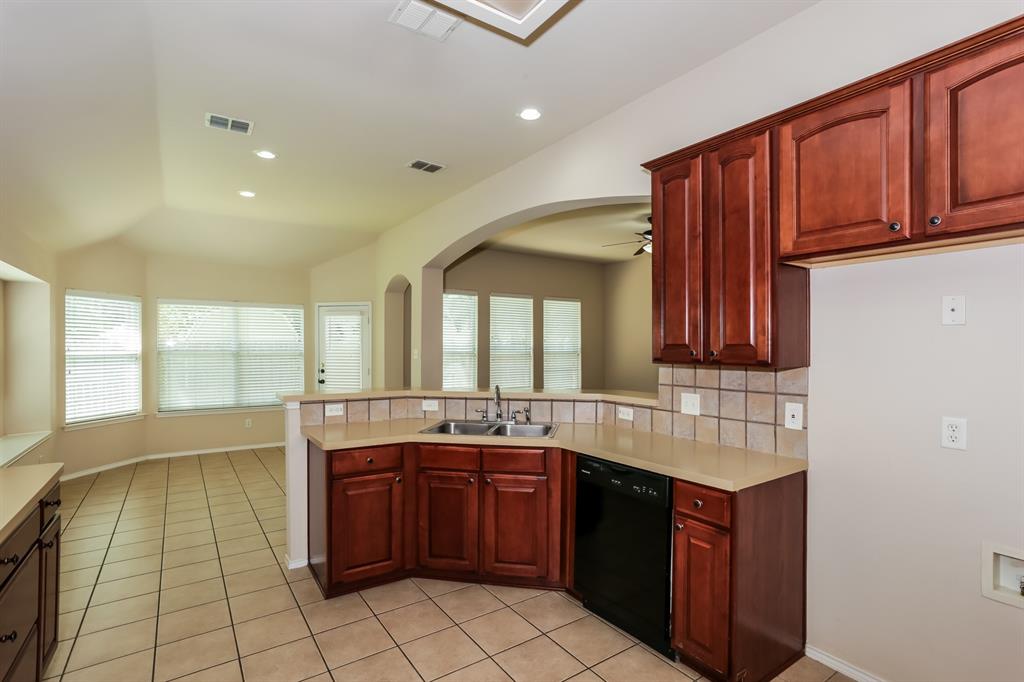 2217 Forest Park Circle Property Photo 15