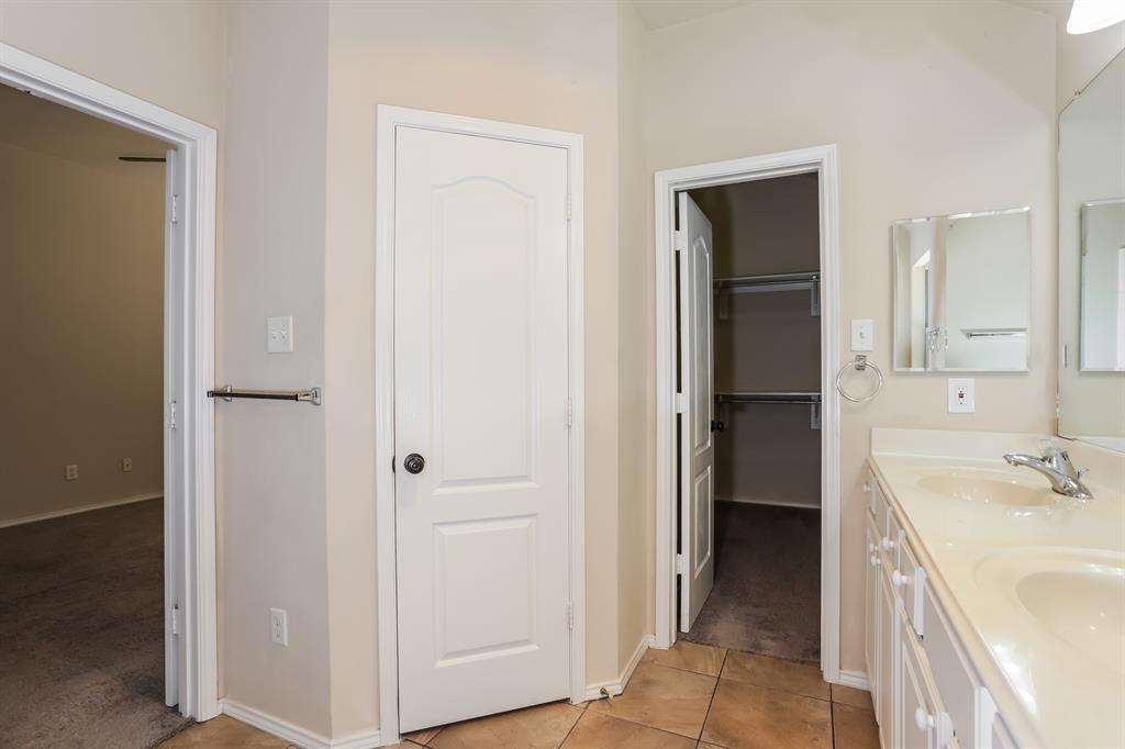 2217 Forest Park Circle Property Photo 23