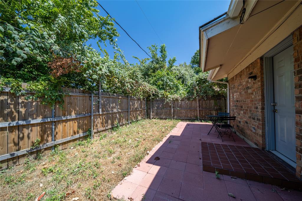 414 Donnell Drive B Property Photo 9