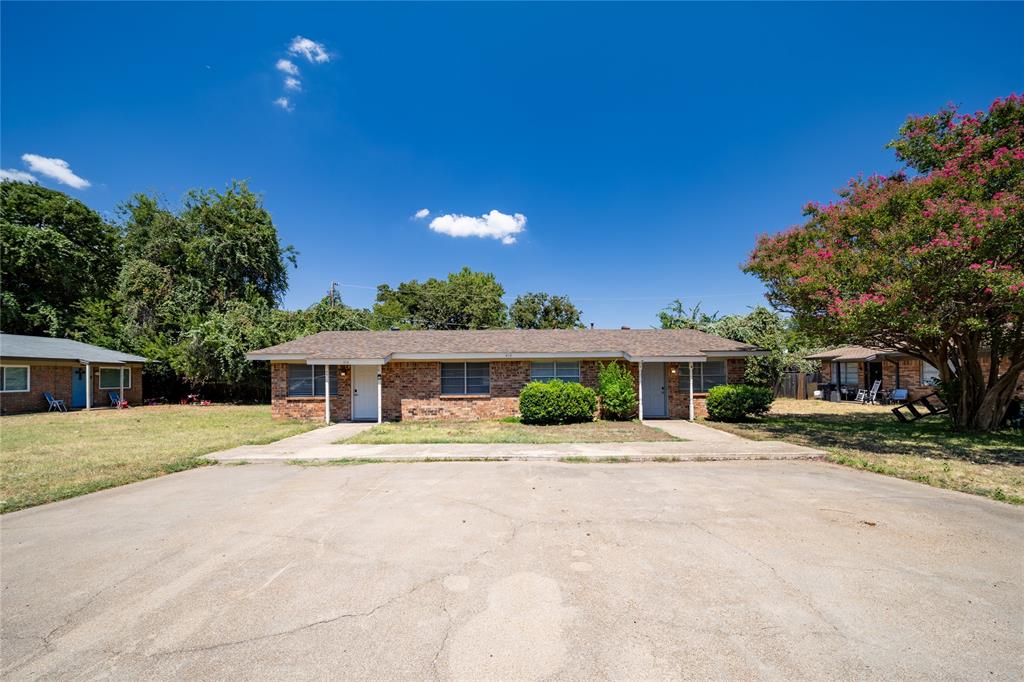 414 Donnell Drive B Property Photo 10