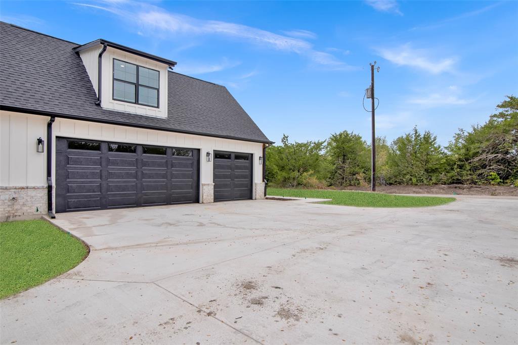 1179 Robertson Road Property Photo 4