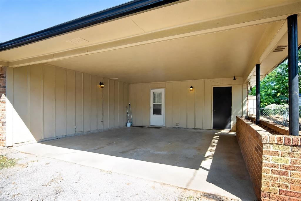 103 Clover Lane Property Photo 28