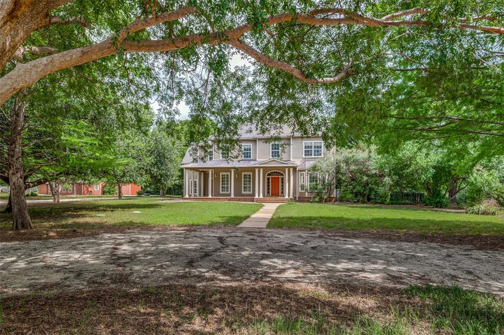 1833 Dr Sanders Road Property Photo 2