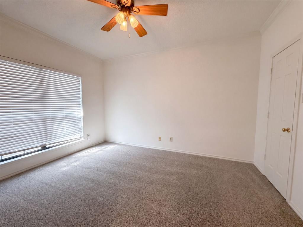 5836 Westhaven Drive B Property Photo 8
