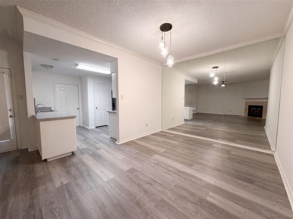 5836 Westhaven Drive B Property Photo 11