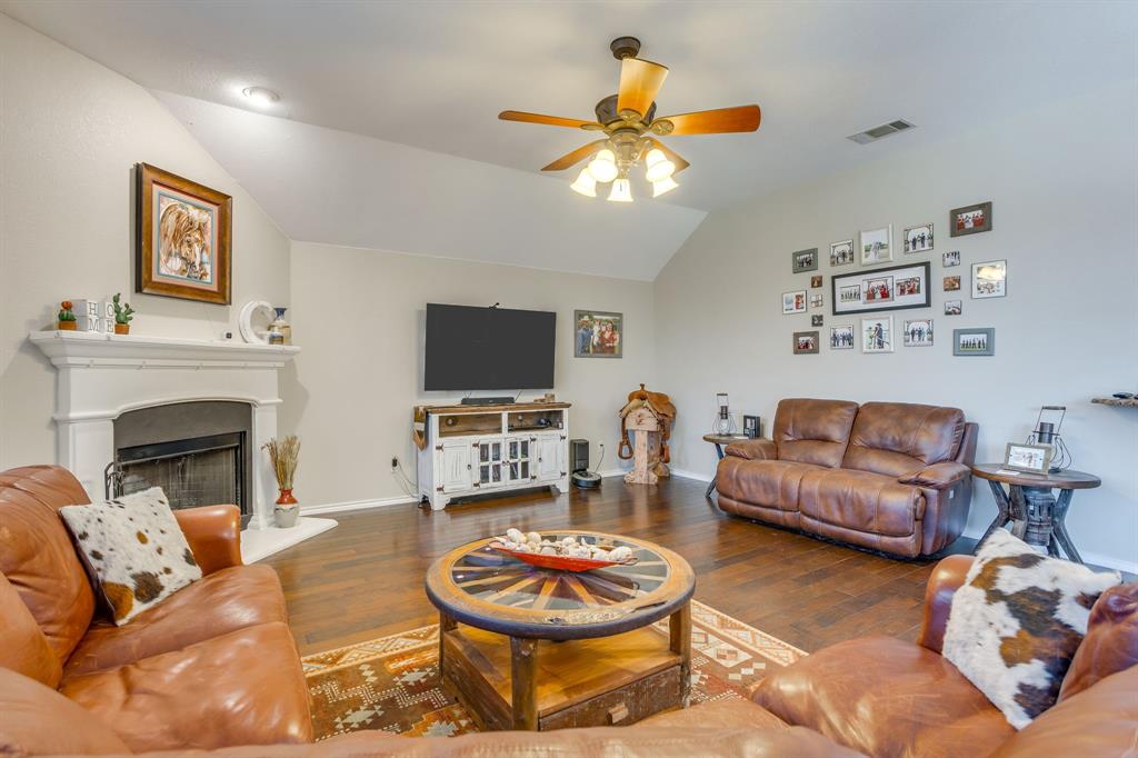 1609 Serenity Lane Property Photo 9