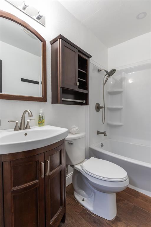 3010 Bickley Street Property Photo 29