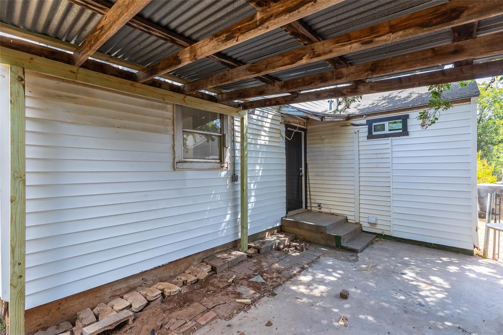 3010 Bickley Street Property Photo 33
